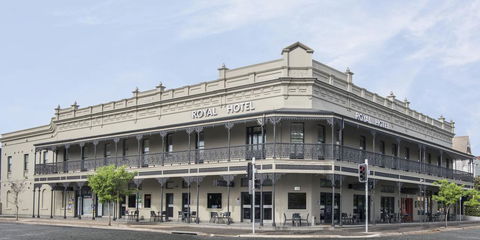 Royal Hotel Randwick - Sydneys Hotel 0