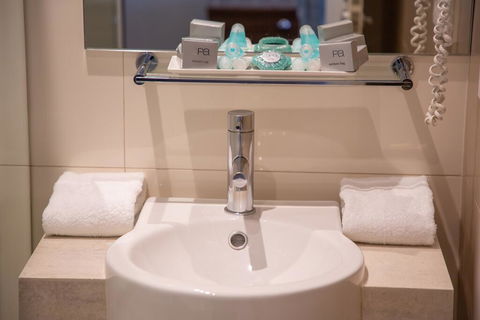 Royal Hotel Randwick - Sydneys Hotel 1