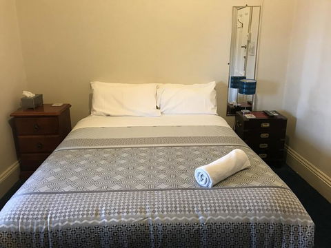 Royal Mail Hotel Kingston - Sydneys Hotel 2