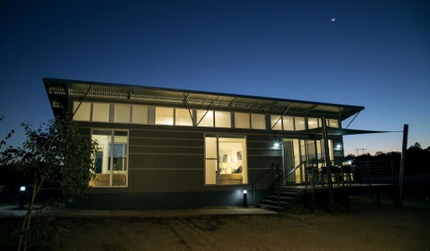 Savannah Cabins, Taronga Western Plains Zoo - Sydneys Hotel 2