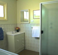 Schoolhouse Cottage American River - Sydneys Hotel