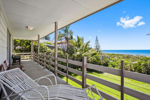 Sea Shack - 29 Pelican Street, Peregian Beach, Noosa Area - Sydneys Hotel 2