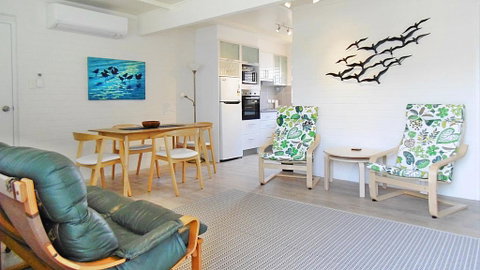 Seaspray - Sydneys Hotel 3