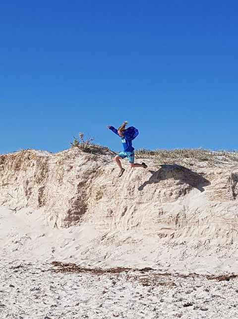 Semaphore Sea Breeze - Family Beach-Heated Pool Holiday - Sydneys Hotel 3