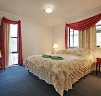 Serenity Grove - Sydneys Hotel