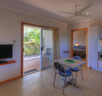 Shady Lane Tourist Park - Sydneys Hotel