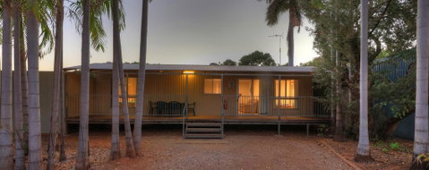 Shady Lane Tourist Park - Sydneys Hotel 3