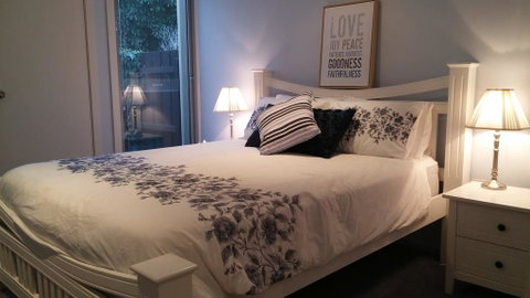 Shellys Place - Sydneys Hotel 3