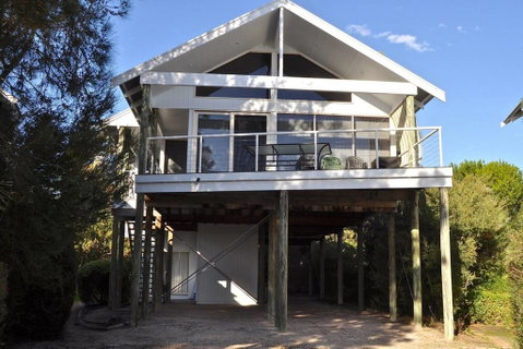 Sheoak Holiday Home - Sydneys Hotel 2