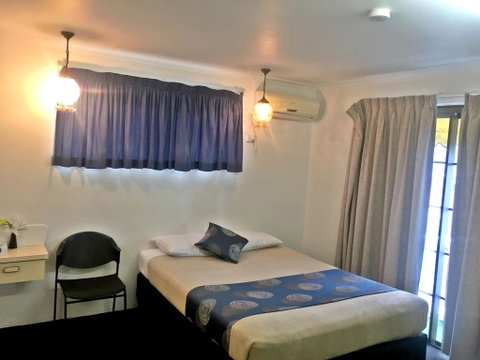 Siesta Villa Motel - Sydneys Hotel 1
