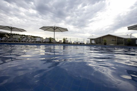 Silver Water Resort With Ocean Views. - Sydneys Hotel 0