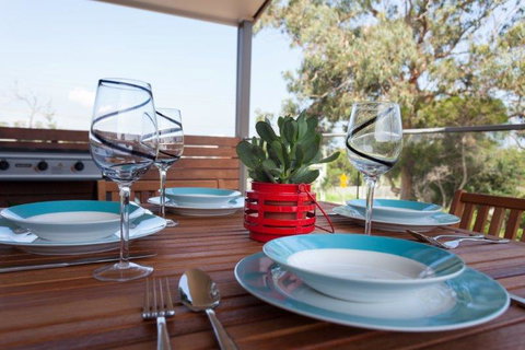 Silversands Beach Cottage - Sydneys Hotel 1