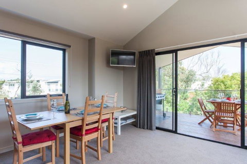 Silversands Beach Cottage - Sydneys Hotel 3