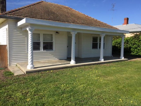 Smith Street Cottage Naracoorte - Sydneys Hotel 0