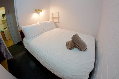Snow Ski Apartments 25 - Sydneys Hotel 3