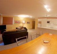 Snow Ski Apartments 36 - Sydneys Hotel