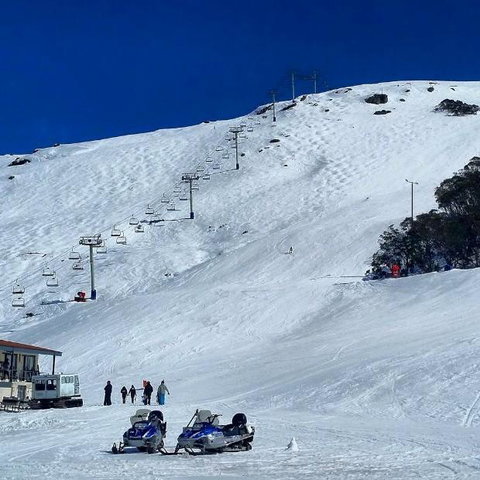 Snow Ski Apartments 37 - Sydneys Hotel 3