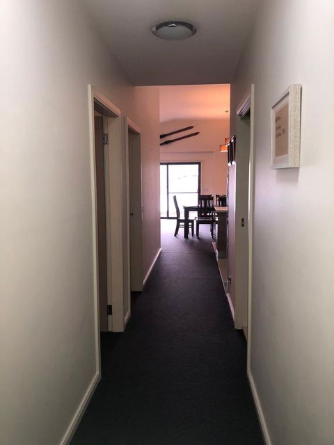 Snowstay At Heidis - Sydneys Hotel 1