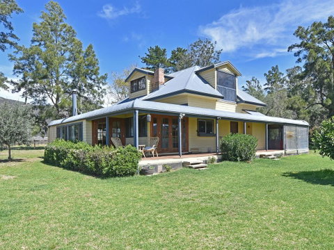 Soldiers Cottage Picturebook Vineyard Home - Sydneys Hotel 0