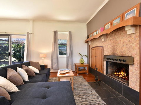 Somerville Wines Farmstay In Broke, Super Cute House On Working Farm. Walk For Miles. - Sydneys Hotel 0