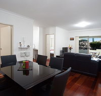 Spacious Family Apartment Close to Olympic Park - Sydneys Hotel