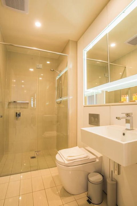 Spacious&Cozy 1 Bedroom + 1 Bathroom Zetland APT - Sydneys Hotel 3