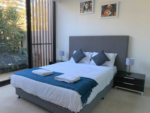 Spacious&Cozy 1 Bedroom + 1 Bathroom Zetland APT - Sydneys Hotel 2
