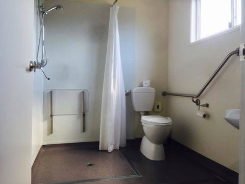 Springsure Overlander Motel - Sydneys Hotel 3