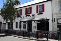 Star Bar Cafe  Hotel