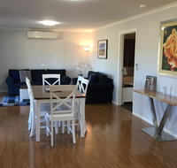 Starline Alpacas Farmstay Resort - Sydneys Hotel
