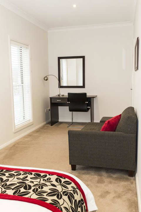 Stay Bathurst - Sydneys Hotel 3