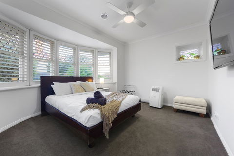 StayCentral - Rosanna Luxurious Mansion - Sydneys Hotel 3