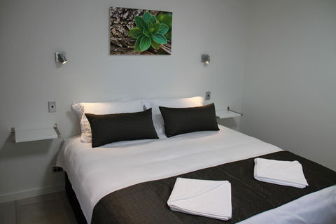 Studio Denmark - Sydneys Hotel 2