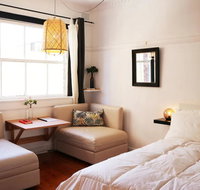 Studio Flat with Shared Rooftop Terrace - Sydneys Hotel
