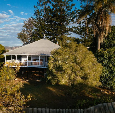Stunning Queenslander - Sydneys Hotel 0