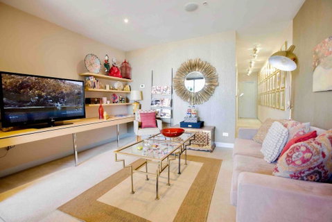 Stylish 1 Bedroom Apartment Amazing City Views - Sydneys Hotel 2