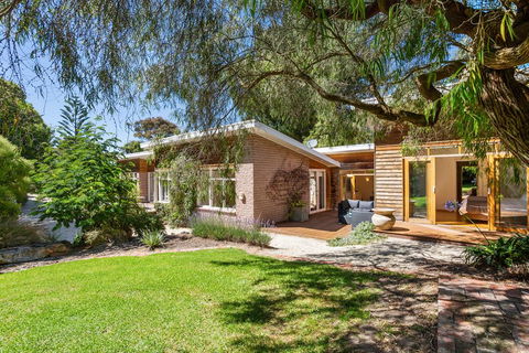 Sun Valley - Boutique Portsea Accommodation - Sydneys Hotel 1