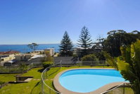 Sundeck Unit 6 - Shoal Bay