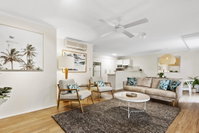 Book Noosaville Accommodation Vacations Sydneys Hotel Sydneys Hotel