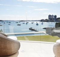 Superb 3 bedroom 2 bathroom first level waterfront - Sydneys Hotel