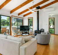 Surf Rest'n Bay - Sydneys Hotel