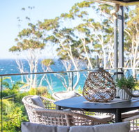 Surfers Beach House - Sydneys Hotel