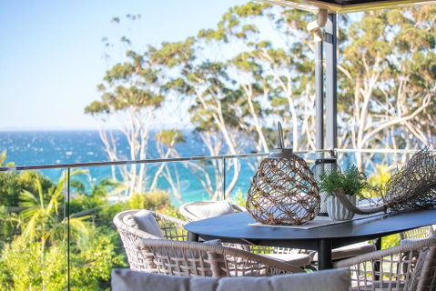 Surfers Beach House - Sydneys Hotel 0
