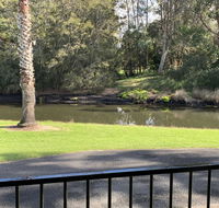 Surfrider Caravan Park - Sydneys Hotel