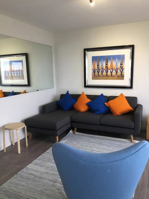 SurfSide Escape In Coogee - Sydneys Hotel 3