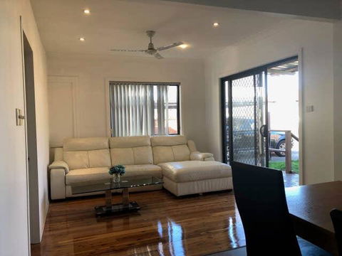 Sydney Accommodation - Sydneys Hotel 1