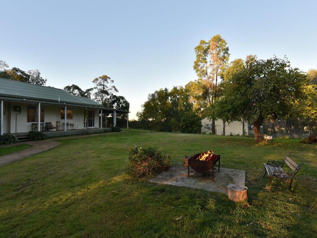 Kitchener NSW Sydneys Hotel