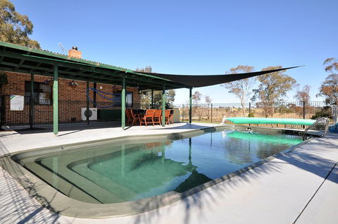 Talga Escape Rothbury With Pool And Views - Sydneys Hotel 0