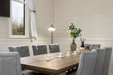 Tasmania Frankford Road - Sydneys Hotel 2