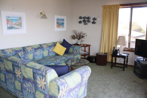 Tasmanviews - Sydneys Hotel 2